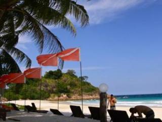Redang Beach Resort Екстер'єр фото